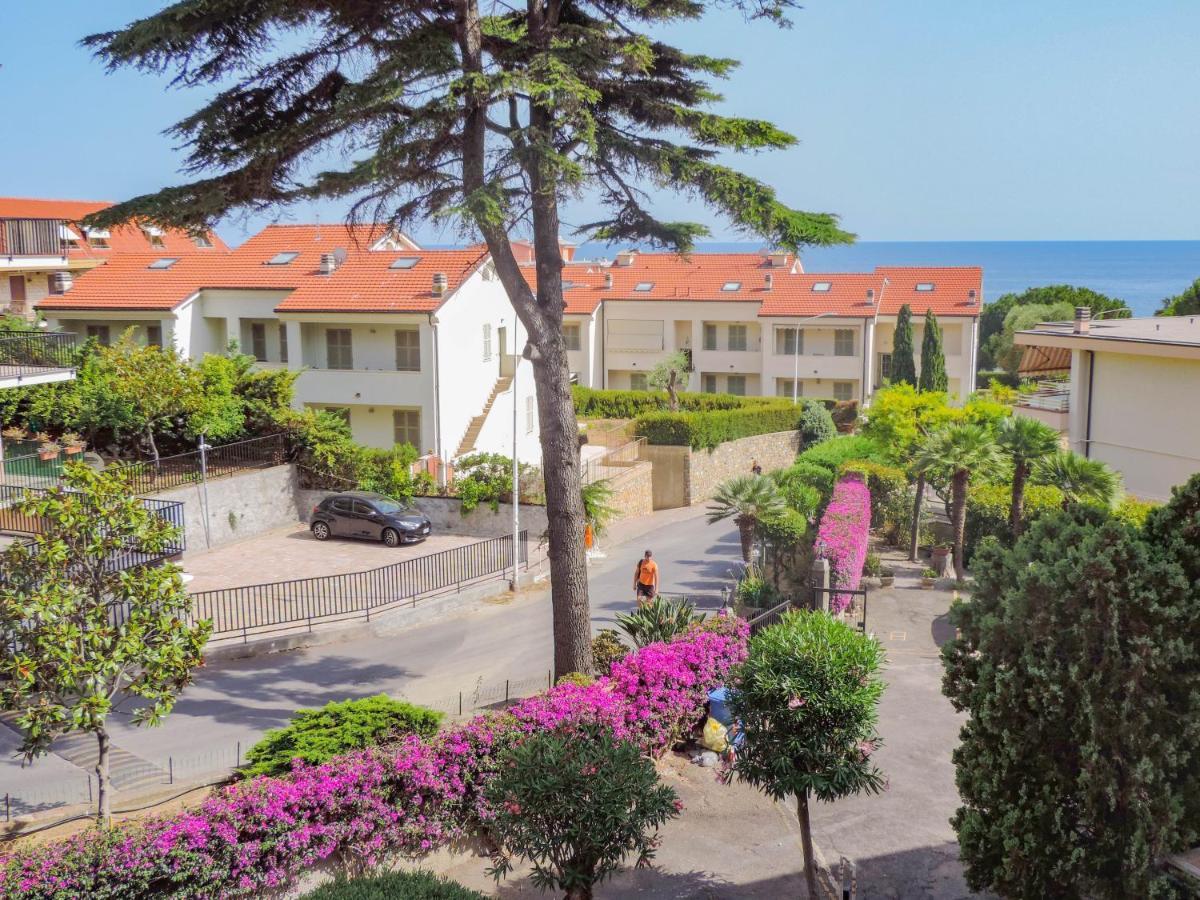 H11 Terrazzo Al Mare - Riva Ligure - Spiagge Διαμέρισμα Εξωτερικό φωτογραφία